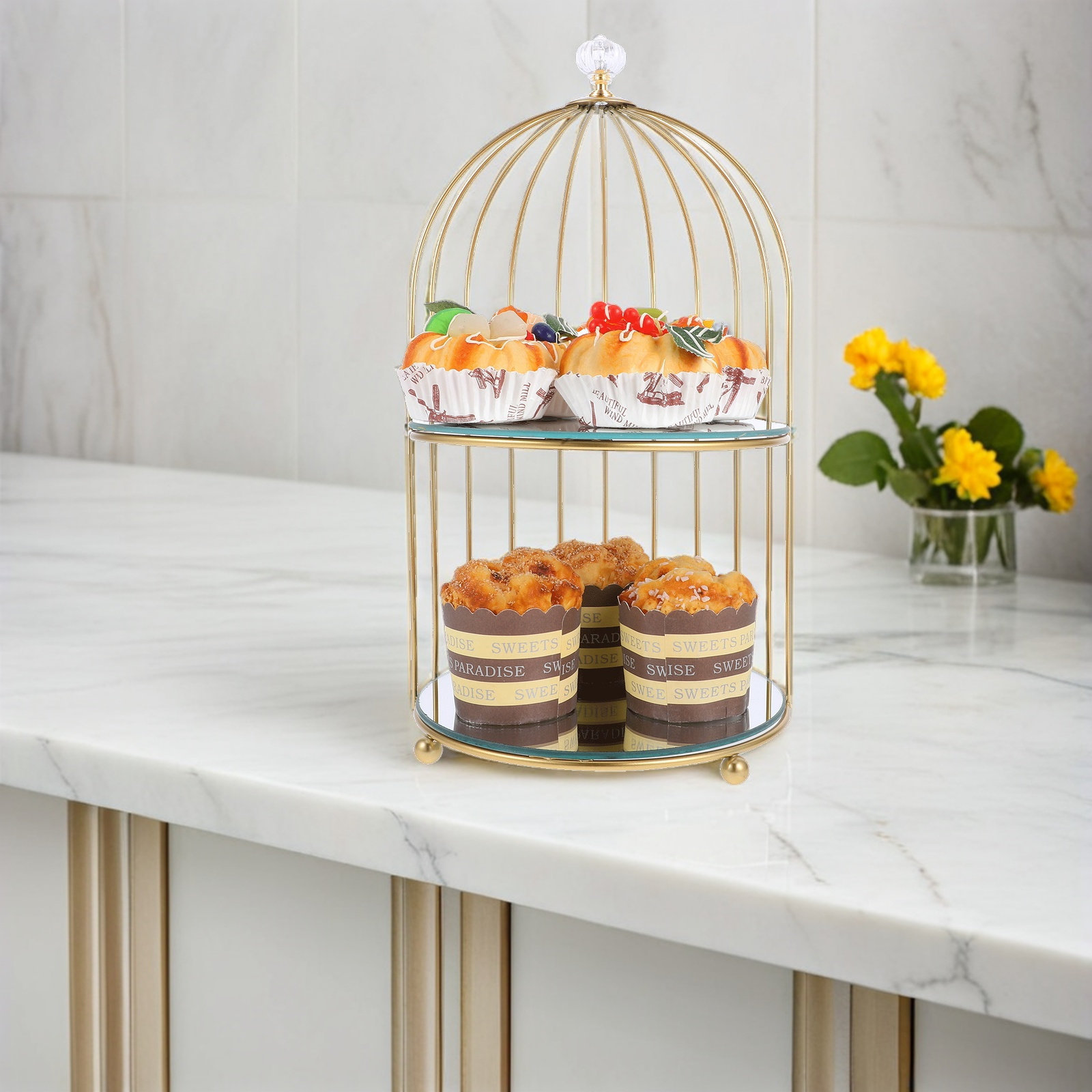 حامل حلويات متعدد الطبقات على  - مراجعة Cupcake Stand Tier وسعره